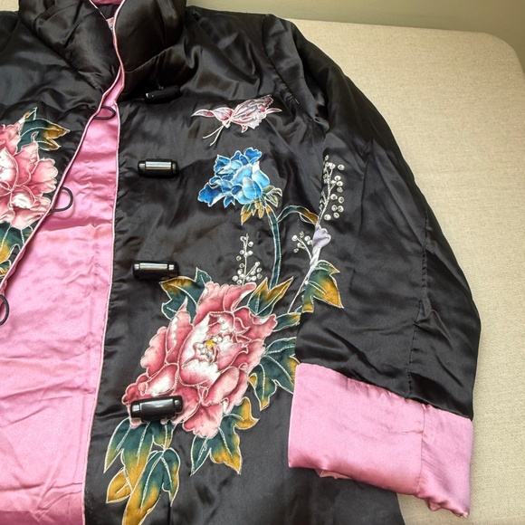 Vintage Quilted Satin Chinese Style Mandarin Collar Jacket By Lee Kuang - Picture 2 of 13